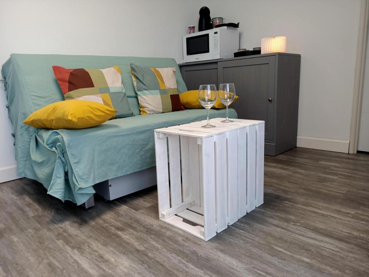 Studio De Jardin "Le Temps D Une Pause" Jusqu'A 4 Personnes En Face Du Beaujolais - Climatisation Et Borne Recharge Vehicule Electrique Montmerle-sur-Saône Kültér fotó