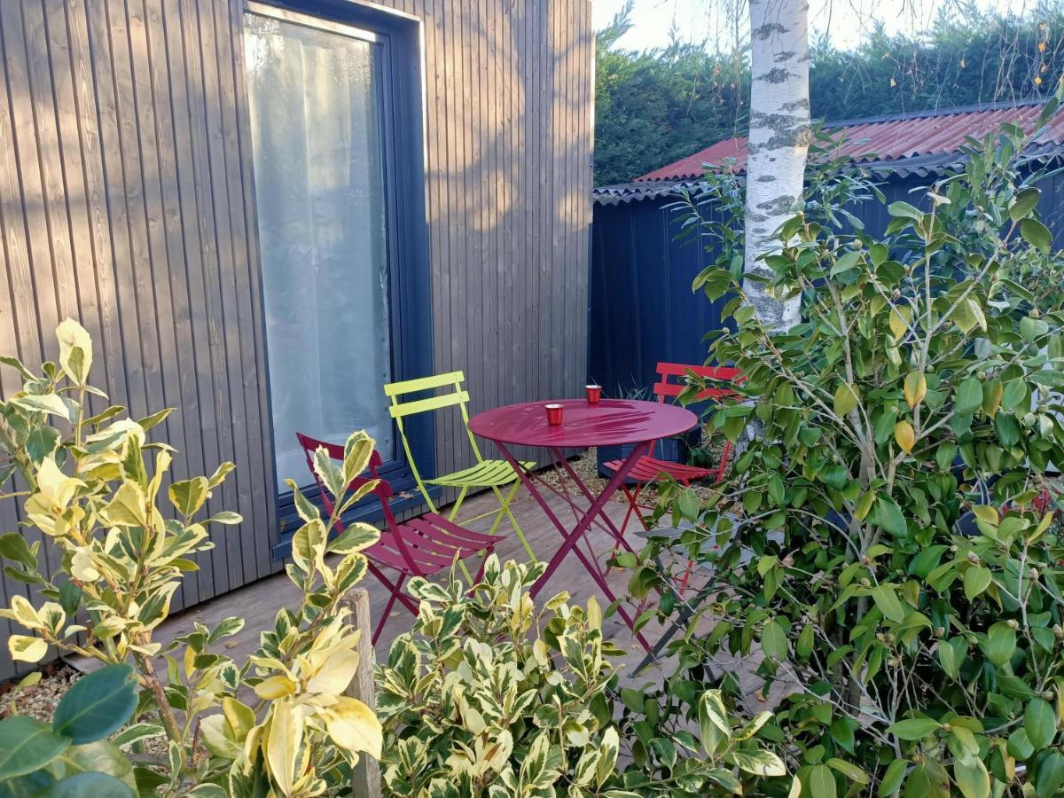 Studio De Jardin "Le Temps D Une Pause" Jusqu'A 4 Personnes En Face Du Beaujolais - Climatisation Et Borne Recharge Vehicule Electrique Montmerle-sur-Saône Kültér fotó