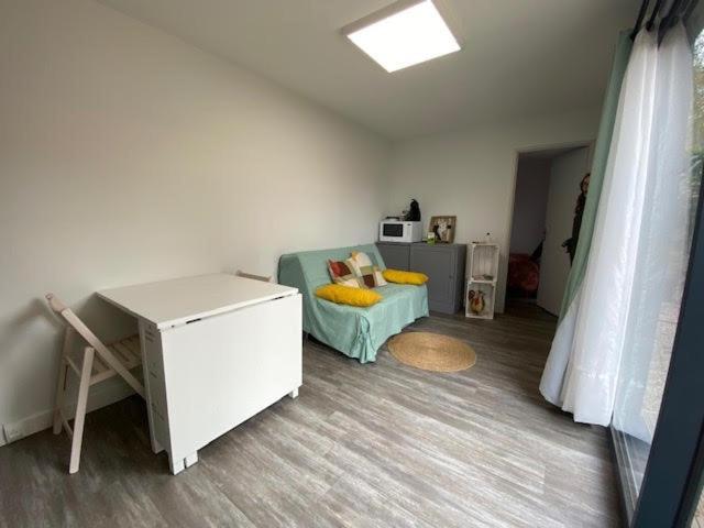 Studio De Jardin "Le Temps D Une Pause" Jusqu'A 4 Personnes En Face Du Beaujolais - Climatisation Et Borne Recharge Vehicule Electrique Montmerle-sur-Saône Kültér fotó