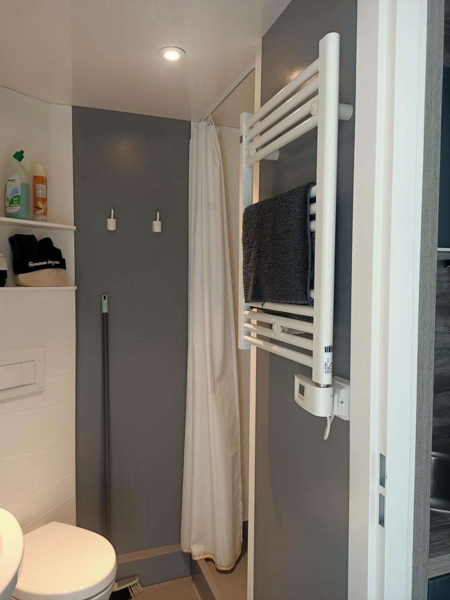 Studio De Jardin "Le Temps D Une Pause" Jusqu'A 4 Personnes En Face Du Beaujolais - Climatisation Et Borne Recharge Vehicule Electrique Montmerle-sur-Saône Kültér fotó